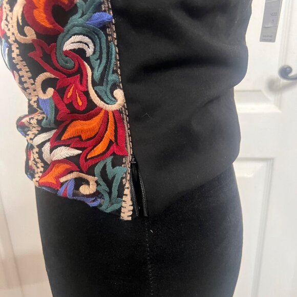 Anthropologie Peachypeach Embroidered Floral Ruffle‎ Sleeve Top Size Small NWT - Picture 9 of 11